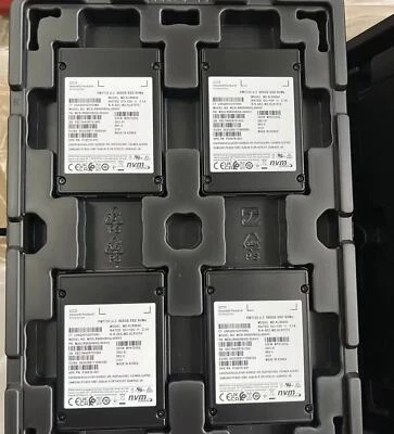 SAMSUNG PM1733 960GB SSD U.3 NVMe MZ-XLR9600 MZXLR960HBHQ-000H3 DSFW MPK7525Q - Image 1 of 3