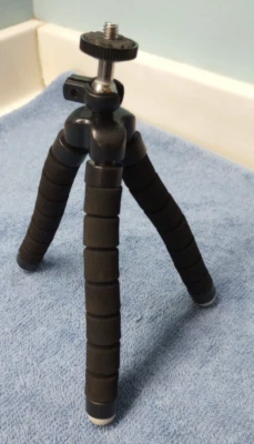 Bendable Mini Tabletop Tripod - Image 1 of 3