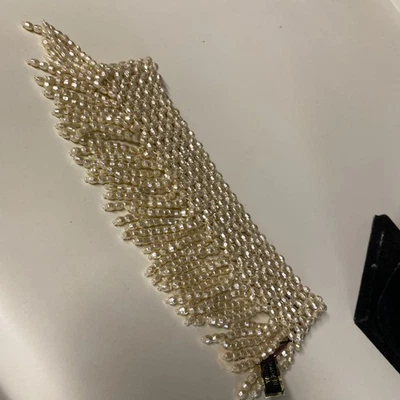 Gargantilla con racimo de diamantes de imitación de perlas Asis elástica flecos borla vintage Foto 1 de 3