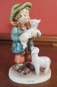 Vintage Goebel West Germany MJ Hummel Figur HIRTENJUNGE küssendes Lamm 5,75 Zoll - Bild 1 von 11