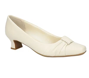 Easy Street Womens Waive Pumps Shoes Size 8W White Faux Leather NEW - Picture 1 of 7