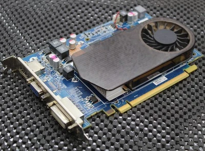Dell ATi Radeon HD 6670 PCIe 1gb DVI, HDMI & VGA Video Card - 08F60V - Image 1 of 4