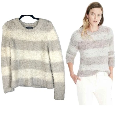 Suéter Banana Republic Fuzzy Neutro Rayas Lana Merino Pequeño NUEVO con Etiquetas Foto 1 de 4