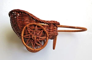 MINI 7" WOVEN WICKER CART CRAFT DECOR - Picture 1 of 4