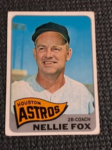 Topps Nellie Fox 1965 #485 - P/VG - esquina superior izquierda arrugada - abolladura inferior derecha - Imagen 1 de 2