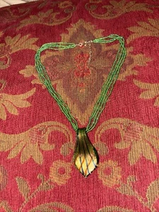 16 inch beaded glass pendant necklace - Picture 1 of 5