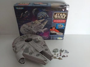 Micro Machines Star Wars Faucon Millenium incomplet Galoob Ideal - Foto 1 di 12