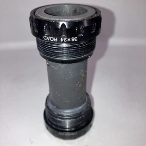 Shimano Dura-Ace Bottom Bracket SM-BBR 60 Hollowtech Italian Thread 36x24 Road - Picture 1 of 4