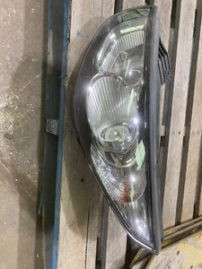 2013-2016 Hyundai Santa Fe LH Headlamp - Picture 1 of 3