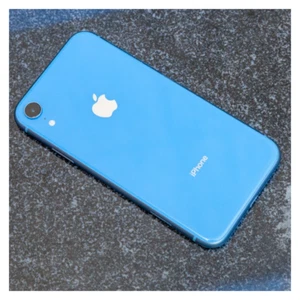 Apple iPhone XR 64GB Factory Unlocked Smartphone 4G LTE iOS Smartphone - Good - Picture 1 of 7