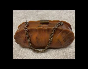 Vintage 1950s Bakelite clam shell purse by Hardy - excellent condition! Rare! - Picture 1 of 5