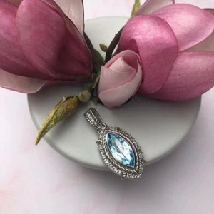 Colgante potenciador Judith Ripka plata .925 Tailandia topacio azul marquesa y circonio circular - Imagen 1 de 4