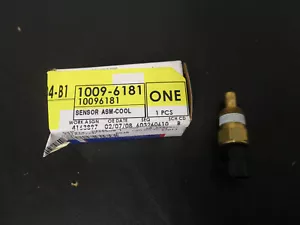 GM OEM NOS 10096181 Coolant Temp Sensor 1995-1999 Chevrolet Camaro V6 B472 - Picture 1 of 6