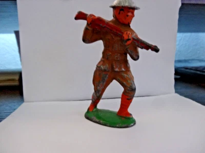 BARCLAY Toy Soldier B017 (765) Штыковый ранний литой шлем MANOIL свинец WW2 - Изображение 1 из 4