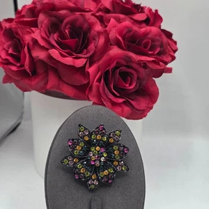 Funkelnde Blumen Brosche Kristall Strass Anstecknadel Mehrfarbig Vintage Stil Schmuck  - Bild 1 von 6