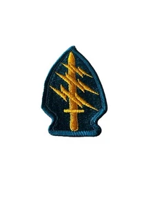 Original Vietnam Early Special Forces Cut Edge Patch Teal - Picture 1 of 3