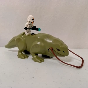 LEGO Star Wars Mos Eisley Cantina Dewback Animal And Minifigure Storm Trooper - Picture 1 of 12