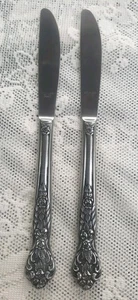 Versailles by MSI Japan Silverware Stainless Flatware 2 Knives Vintage - Picture 1 of 5