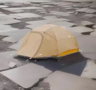 The North Face Trail Lite 3 Mountaineering Backpacking 3 Person 3 Camping Tent - Image 1 of 4