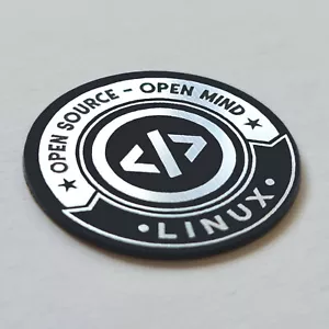 Linux Open Source Sticker Case Badge Decal - Chrome Reflective - 35 mm x 35 mm - Picture 1 of 2