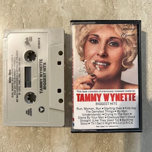Cassette Tammy Wynette Biggest Hits Country 1982 CBS Records Tested - Picture 1 of 2