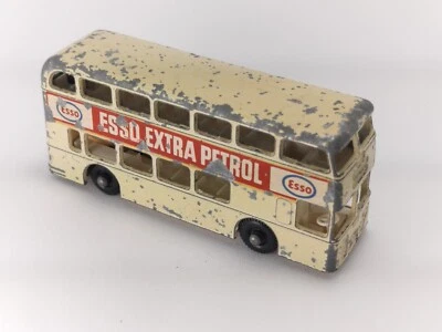 Lesney 火柴盒系列编号 74 戴姆勒巴士 Esso Extra Petrol 奶油色二手 — 第 1/4 张图片