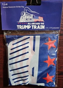 Präsident Trump alle an Bord des Trump-Zugs Flagge NEU amerikanische Rennbahn alter Mann - Bild 1 von 1