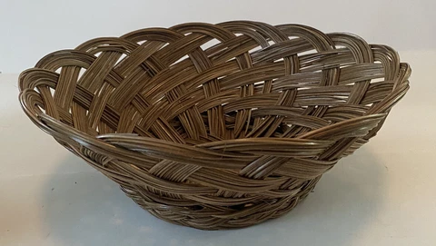 Vintage ~ Round Tapered Wicker Woven ~ Basket Bowl ~ Natural Colored ~ 12" X 5" Cover