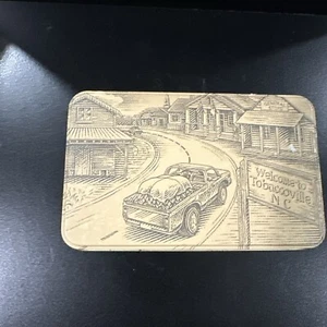 VINTAGE DORAL WELCOME TO TOBACCOVILLE N.C. TIN - Picture 1 of 3