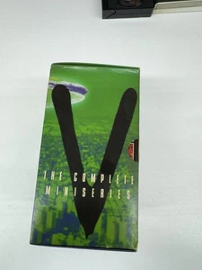 V Complete Miniseries VHS - Original Miniseries & The Final Battle Boxed Set - Picture 1 of 2