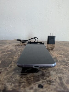 Motorola Moto G Power (2021) - 64 GB - Gray - Fair Condition (Cricket) - Zdjęcie 1 z 8