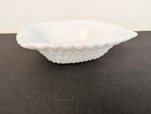 Anchor Hocking Bowl Vintage Milk Glass Square Snack Candy Dish Hobnail VGC - Picture 1 of 7