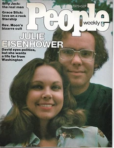 PEOPLE MAGAZINE JULIE EISENHOWER, GRACE SLICK OCTOBER 1975 REV.MOON CULT - Bild 1 von 2