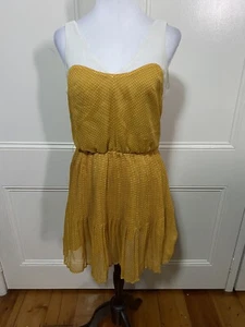 Ladakh Ladies Size 12 Polka Dot Pleated Lined Dress In Excellent Condition - Picture 1 of 11