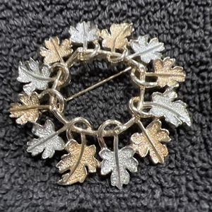 Broche broche corona oro plata vintage hoja Sarah Coventry redondo 2 pulgadas Lote 460 - Imagen 1 de 6