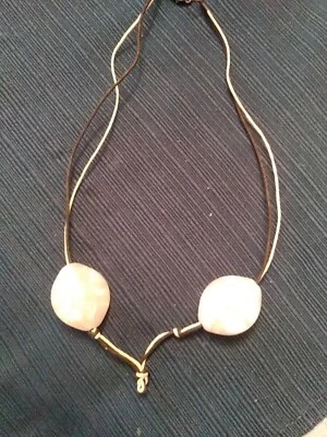 Gargantilla Collar Goma y Madreperla Hecha a Mano Medidas 7.5 L Foto 1 de 4