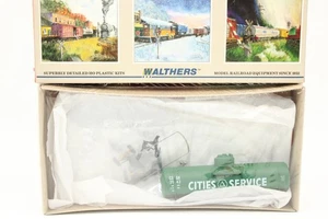 Walthers HO Scale CSOX Cities Service 36' Tank Car Kit NOS 932-5018 - Picture 1 of 3
