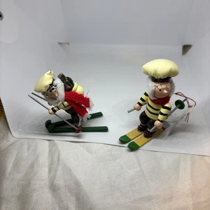 Vintage 90's Set Of 2 Hershey's Christmas ornament SANTA BAKER SKIING Kurt Alder - Picture 1 of 9