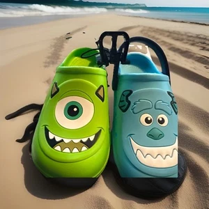 By Living Monsters Inc Clogs Größe 11-12 Disney/Pixar Neu mit Etikett - Bild 1 von 7