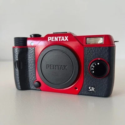 Pentax Q10 rot gebraucht guter Zustand F/S Japan - Bild 1 von 4