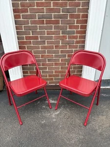 Set Of 2 Red Metal Folding Chairs For Indoor/Outdoor Use - Durable & Stackable S - Picture 1 of 9
