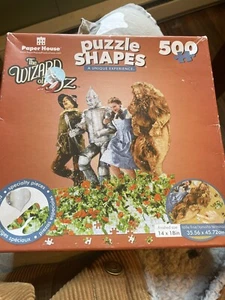 The Wizard of Oz 500pc Shaped Puzzle Lion Tin Man Scarecrow Paper House - - Picture 1 of 1