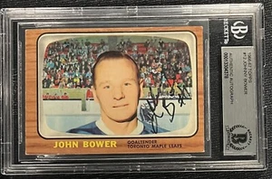 JOHNNY BOWER SIGNED 1966-67 TOPPS #12 MAPLE LEAFS CARD BECKETT AUTHENTICATED 378 - Picture 1 of 2