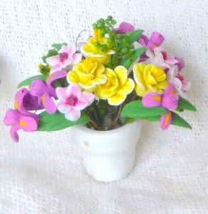 Beautiful Flowers (Bouquet) in Ceramic Vase - Hand Made Dolls House Accessory - Picture 1 of 2