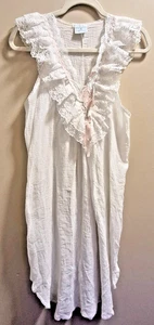 VTG Gilligan O'Malley Cotton White Lace Nightgown M Cottage Core Granny - Picture 1 of 11