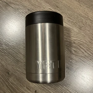 Yeti Rambler Colster Can Insulator 12oz Can Cooler Stainless Steel Silver - Picture 1 of 3