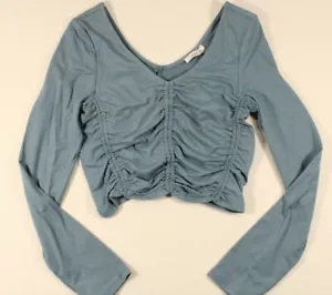 TIMING Juniors Sz M Long Sleeve Scoop Neck Rushed Front Crop Top Light Blue NWT - Picture 1 of 8