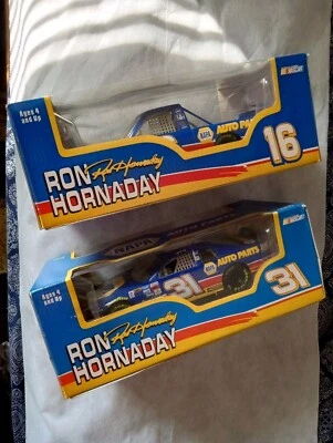 Ron Hornaday 16  31 NAPA Diecast 1/24 Car and Supertruck - Image 1 of 4