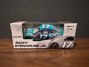 Ricky Stenhouse Jr. 2013 #17 Zest Roush Ford Fusion 1/64 NASCAR CUP - Picture 1 of 1