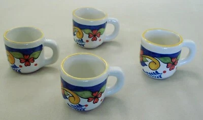 JUEGO DE 4 TAZAS DE CAFÉ ESPRESSO MAYÓLICA FLORAL PINTADAS A MANO Foto 1 de 4